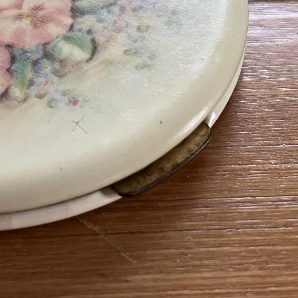 Vintage 1940s Floral Powder Makeup Compact Case Mirror Pansy Vanity Collectable